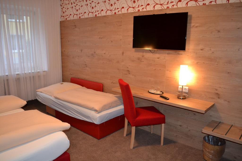 Hotel Minerva Garni Ντίσελντορφ Εξωτερικό φωτογραφία