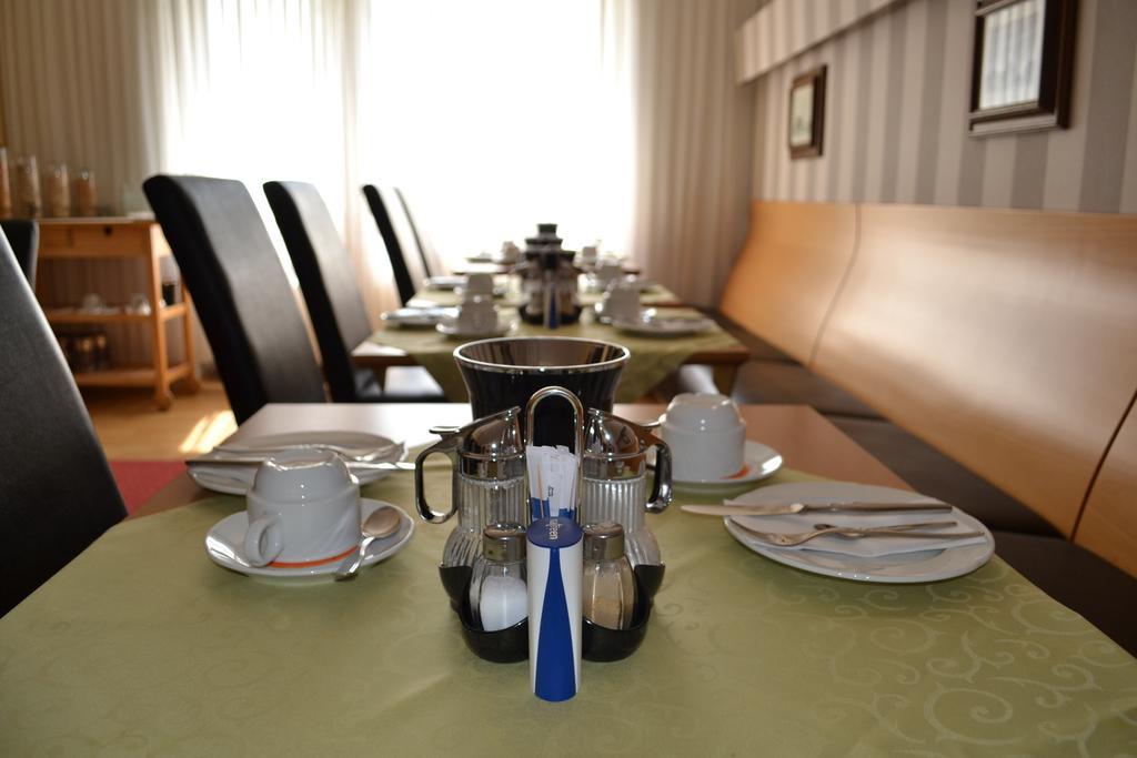 Hotel Minerva Garni Ντίσελντορφ Εξωτερικό φωτογραφία